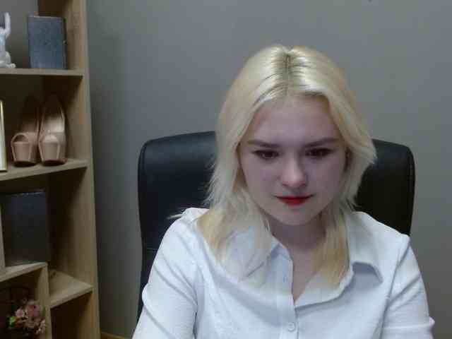 SweetLilyxo Live Webcam on BongaCams