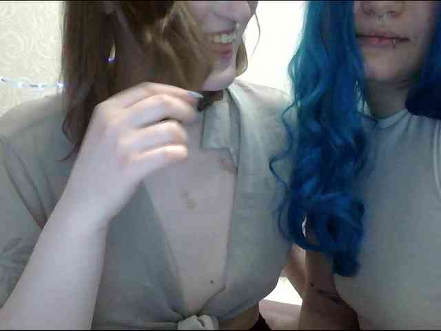 Sweetgirlsss webcam