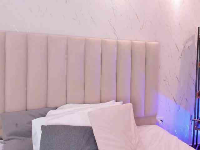 ViolettaRouse webcam