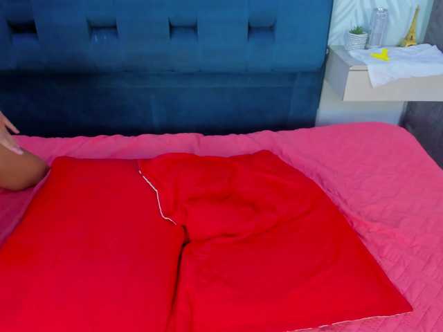 YoungsWild video chat preview