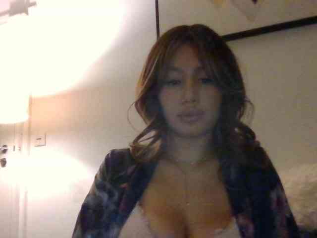 JadeLys133 webcam