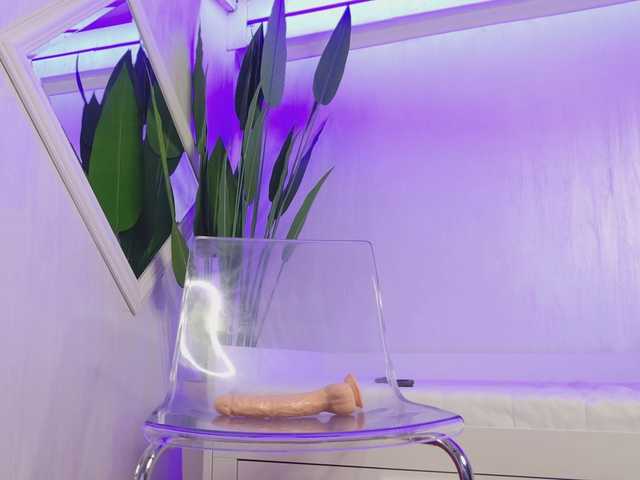 kaseyquinn's BongaCams show and profile