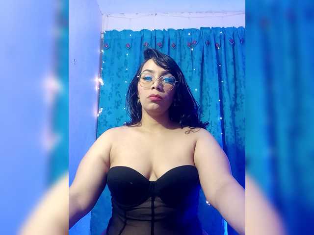 Sabrina08's BongaCams show and profile