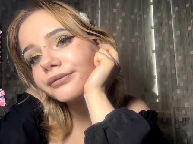 LaelVeller — Hello! My name is Aurora! I am just starting a streamer and will be grateful for your advice and support! #new #shy #skinny#18 #bigboobs