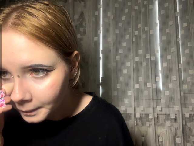 LaelVeller — Hello! My name is Aurora! I am just starting a streamer and will be grateful for your advice and support! #new #shy #skinny#18 #bigboobs