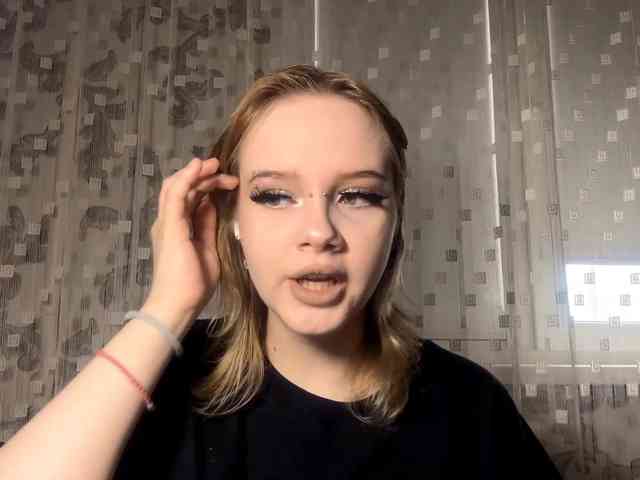 LaelVeller LaelVeller