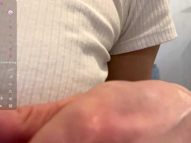 NicolleReisman Live Cam on BongaCams