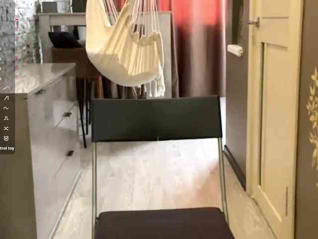 NicolleReisman webcam