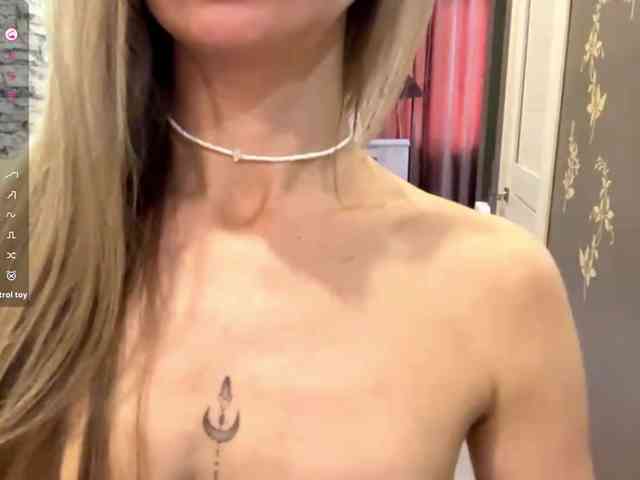 NicolleReisman webcam