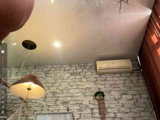 videochat free NicolleReisman