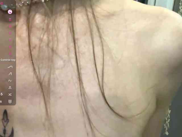 NicolleReisman webcam