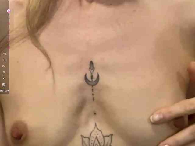 NicolleReisman webcam