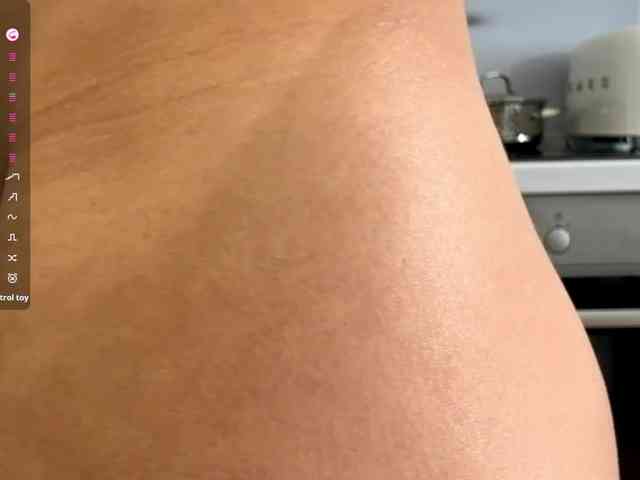 NicolleReisman webcam