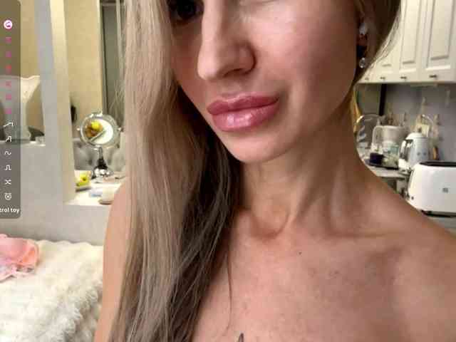 NicolleReisman webcam