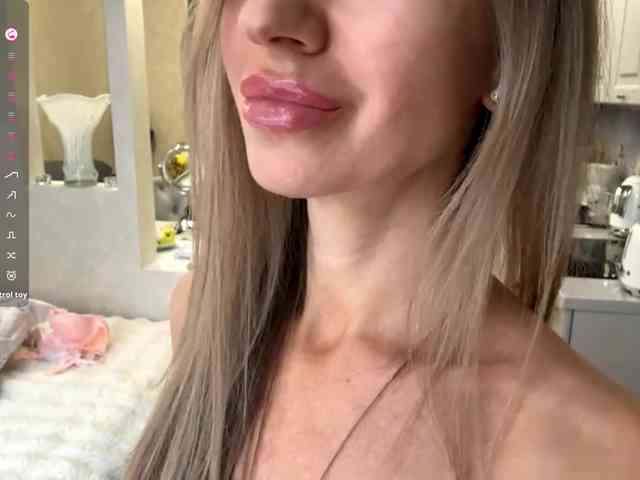 NicolleReisman webcam