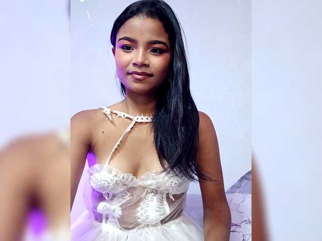 Catie261 – webcam model profile photo