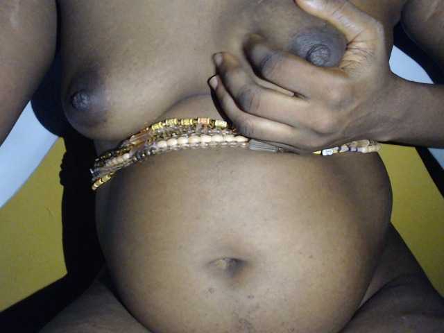 Sexylip's BongaCams show and profile