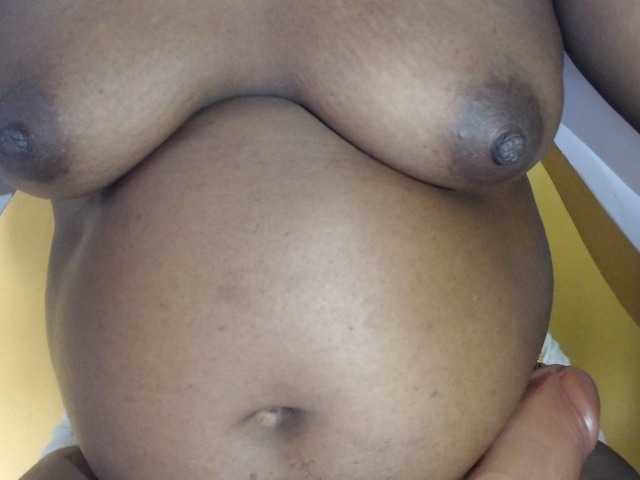 Sexylip's BongaCams show and profile