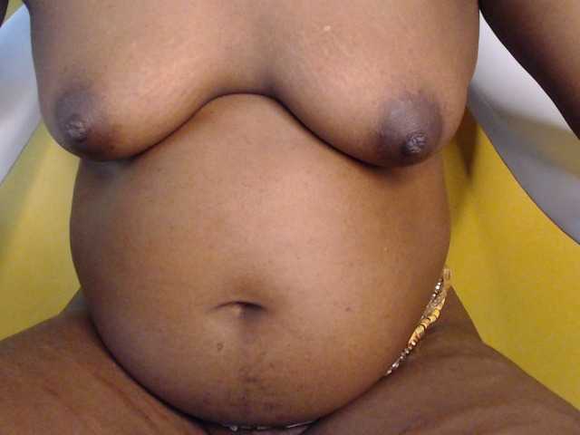 Sexylip's BongaCams show and profile