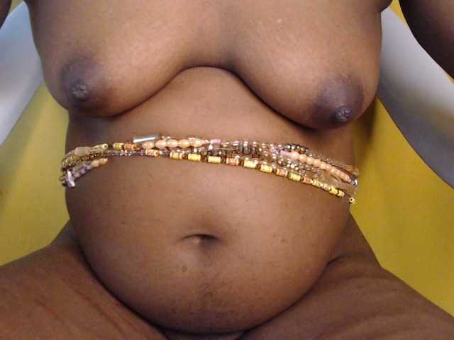 Sexylip's BongaCams show and profile