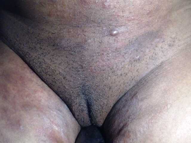 Sexylip's BongaCams show and profile