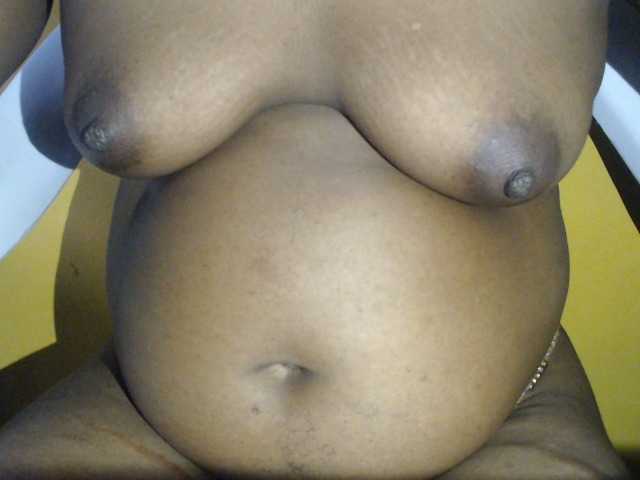 Sexylip's BongaCams show and profile