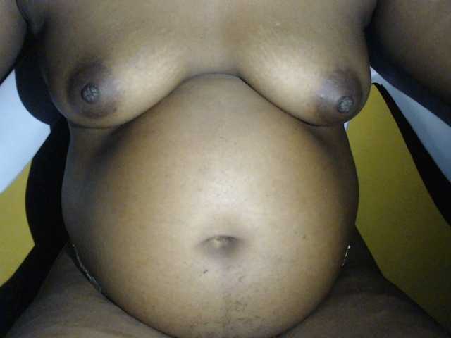 Sexylip's BongaCams show and profile