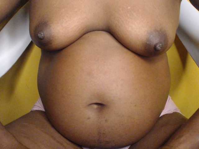 Sexylip's BongaCams show and profile