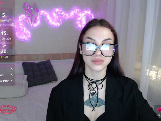 TianaHot777's BongaCams show and profile