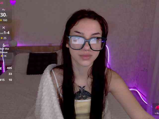 TianaHot777 webcam