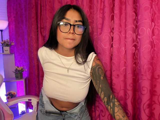 KeylaCutte's BongaCams show and profile