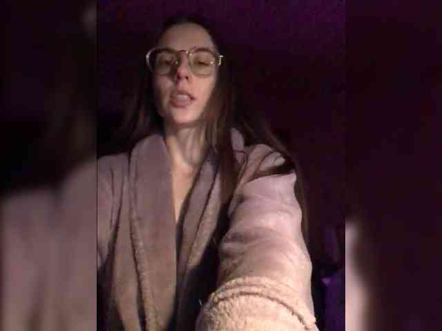 TeaseWithTaste webcam