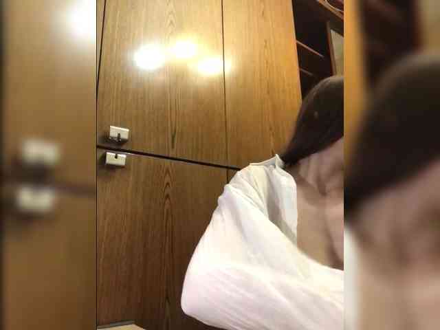 TeaseWithTaste webcam