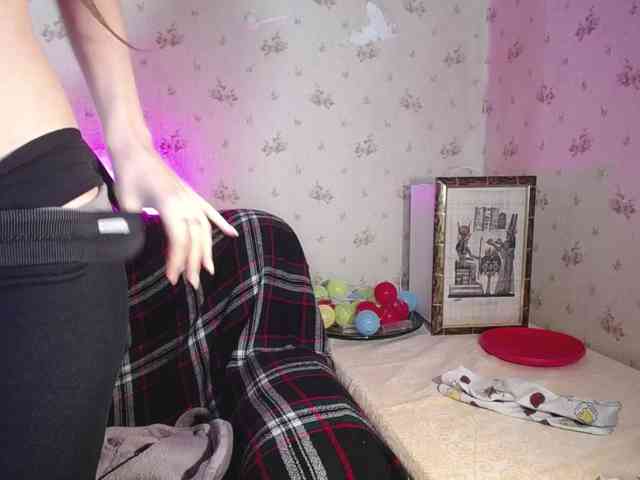 TeaseWithTaste webcam