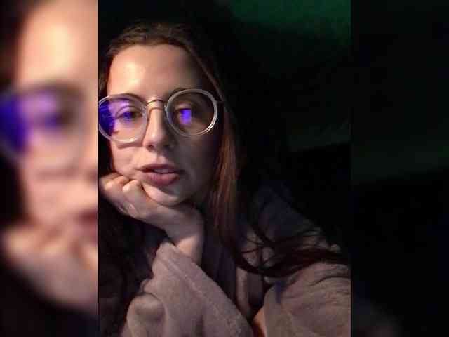 TeaseWithTaste webcam