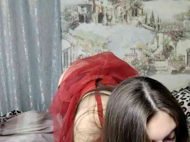 MagaliOttaway webcam