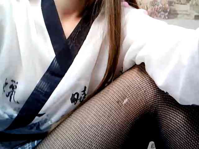 MagaliOttaway webcam