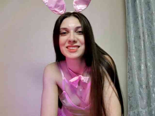 MagaliOttaway webcam