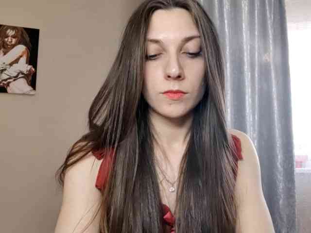 MagaliOttaway webcam