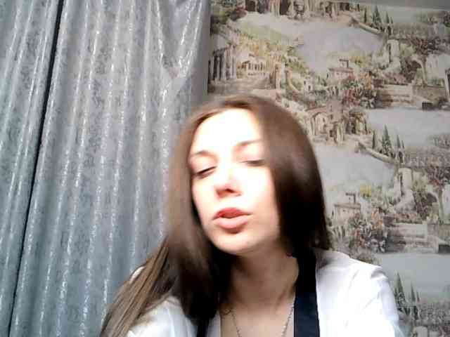 MagaliOttaway webcam