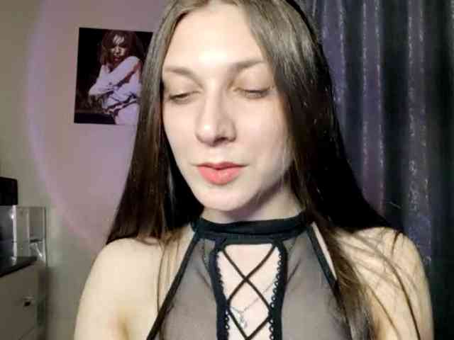 MagaliOttaway webcam