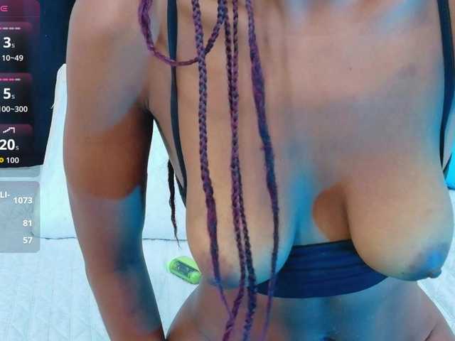 tightlittleebony's BongaCams show and profile