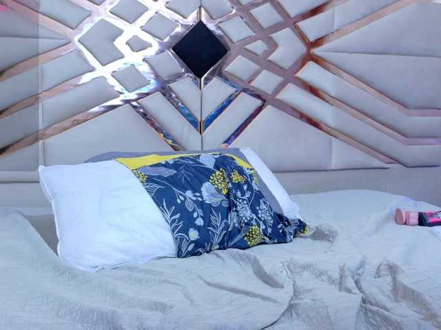 tightlittleebony from BongaCams is Freechat