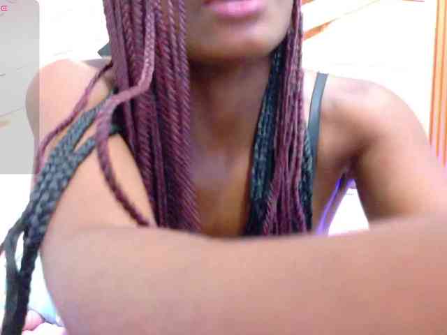 tightlittleebony webcam