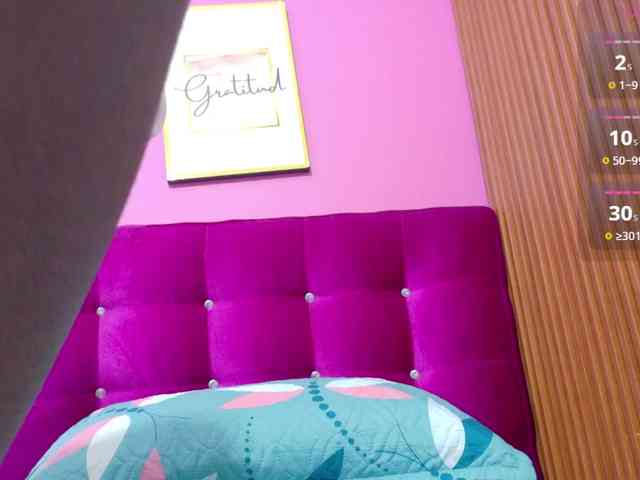 tightlittleebony tightlittleebony