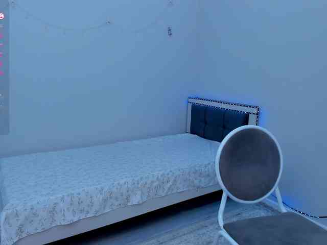 nude voyeur Adeliya-star