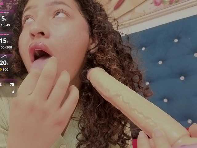 Megan Rousx (Meganrousx)