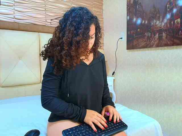 meganrousx meganrousx