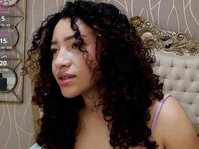 meganrousx meganrousx