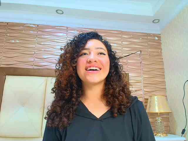 meganrousx meganrousx